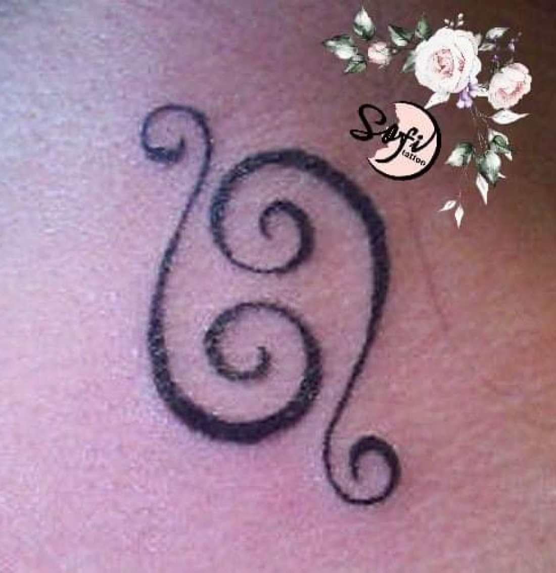 татуировки знак зодиака рак для девушки
